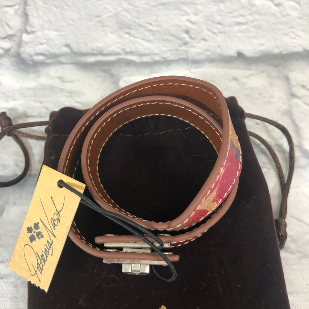Patricia Nash Leather wrap floral bracelet Brand new. NWT - Picture 2 of 10